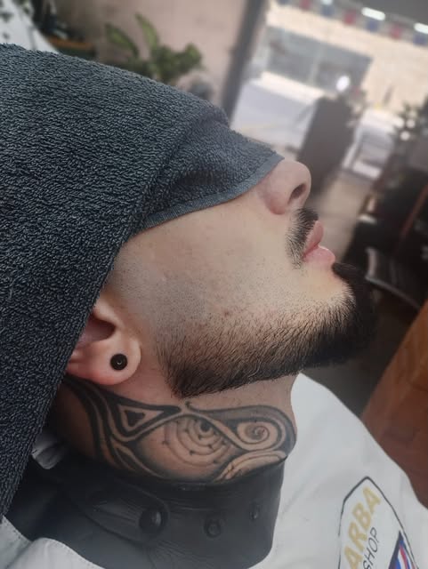Barba e degradê finalizados